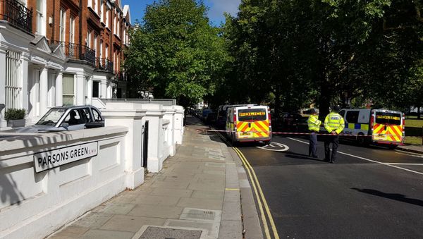 Police officers at Parsons Green, London - Sputnik International