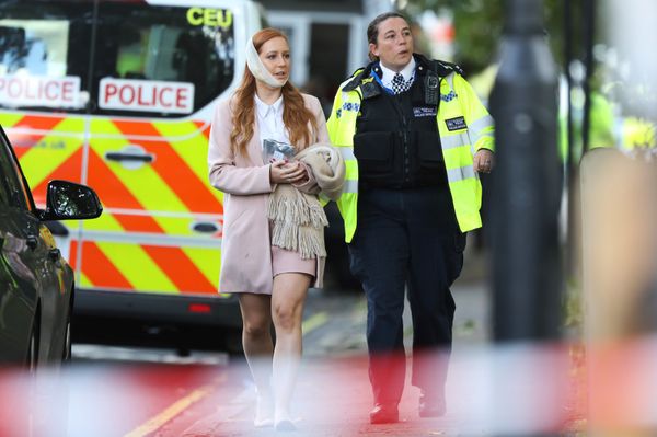 An injured woman is led away after an incident at Parsons Green underground station in London, Britain, September 15, 2017 An injured woman is led away after an incident at Parsons Green underground station in London, Britain, September 15, 2017 - Sputnik International
