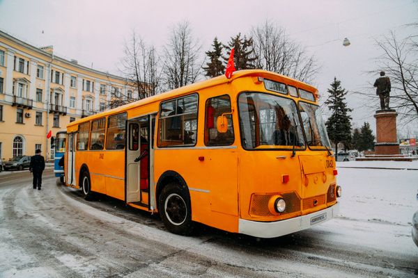 A LiAZ-677 A LiAZ-677 - Sputnik International