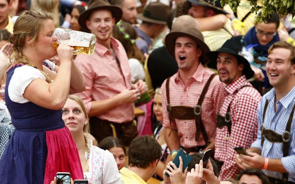 Let It Beer! Oktoberfest Fun Begins in Germany - Sputnik International