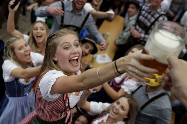 Let It Beer! Oktoberfest Fun Begins in Germany - Sputnik International