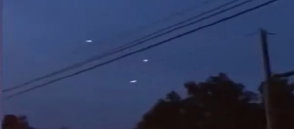 Mysterious lights | Salt Lake City residents film mysterious lights in the sky Mysterious lights | Salt Lake City residents film mysterious lights in the sky - Sputnik International