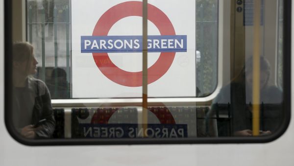 Passengers on a train at Parsons Green subway station after it was reopened following a terrorist attack on a train at the station yesterday in London, Saturday Sept. 16, 2017. - Sputnik International