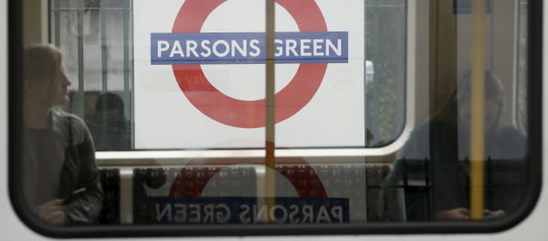 Passengers on a train at Parsons Green subway station after it was reopened following a terrorist attack on a train at the station yesterday in London, Saturday Sept. 16, 2017. Passengers on a train at Parsons Green subway station after it was reopened following a terrorist attack on a train at the station yesterday in London, Saturday Sept. 16, 2017. - Sputnik International