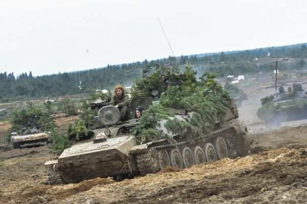 Skills on Point: Russian and Belarussian Forces Show Their Power at Zapad 2017 Drills - Sputnik International