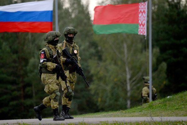 Skills on Point: Russian and Belarussian Forces Show Their Power at Zapad 2017 Drills - Sputnik International