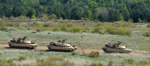 US troops with Abrams tanks. (File) US troops with Abrams tanks. (File) - Sputnik International