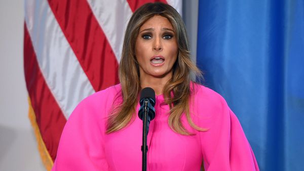 US First Lady Melania Trump addresses other spouses of world leaders at a United Nations luncheon on September 20, 2017, in the United States Mission in New York - Sputnik International