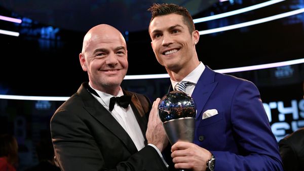 Real Madrid and Portugal's forward and winner of The Best FIFA Men’s Player of 2016 Award Cristiano Ronaldo (R) poses with FIFA president Gianni Infantino following The Best FIFA Football Awards 2016 ceremony, on January 9, 2017 in Zuric Real Madrid and Portugal's forward and winner of The Best FIFA Men’s Player of 2016 Award Cristiano Ronaldo (R) poses with FIFA president Gianni Infantino following The Best FIFA Football Awards 2016 ceremony, on January 9, 2017 in Zuric - Sputnik International