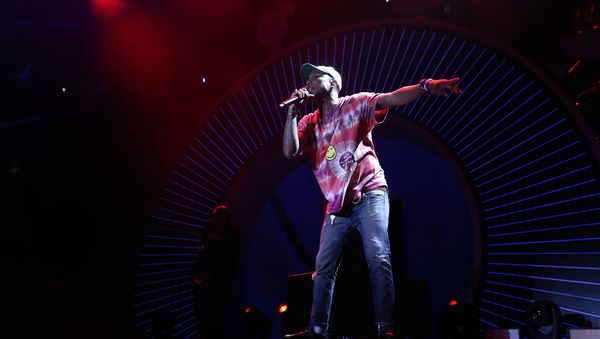 (File) Pharrell Williams performs on stage performs on stage during the Global Citizen Festival G20 benefit concert at the Barclaycard Arena in Hamburg, northern Germany on July 6, 2017 on the eve of the G20 summit - Sputnik International
