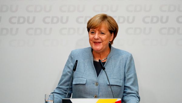 Christian Democratic Union CDU party leader and German Chancellor Angela Merkel addresses a news conference at the CDU party headquarters, a day after the general election (Bundestagswahl) in Berlin, Germany September 25, 2017 - Sputnik International