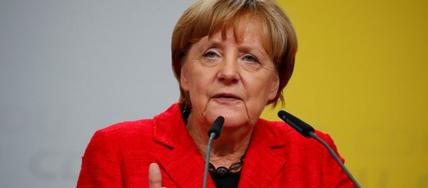 German Chancellor Angela Merkel, a top candidate of the Christian Democratic Union Party (CDU) for the upcoming general elections, speaks at an election rally in Schwerin, Germany, September 19, 2017. - Sputnik International