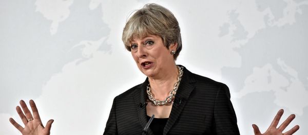 British Prime Minister Theresa May gestures as she delivers her speech in Florence, Italy September 22, 2017 British Prime Minister Theresa May gestures as she delivers her speech in Florence, Italy September 22, 2017 - Sputnik International