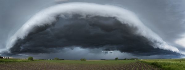 Shelf Cloud, Eye of the Storm, Fogbow: Weather Photographer of the Year 2017 Shelf Cloud, Eye of the Storm, Fogbow: Weather Photographer of the Year 2017 - Sputnik International