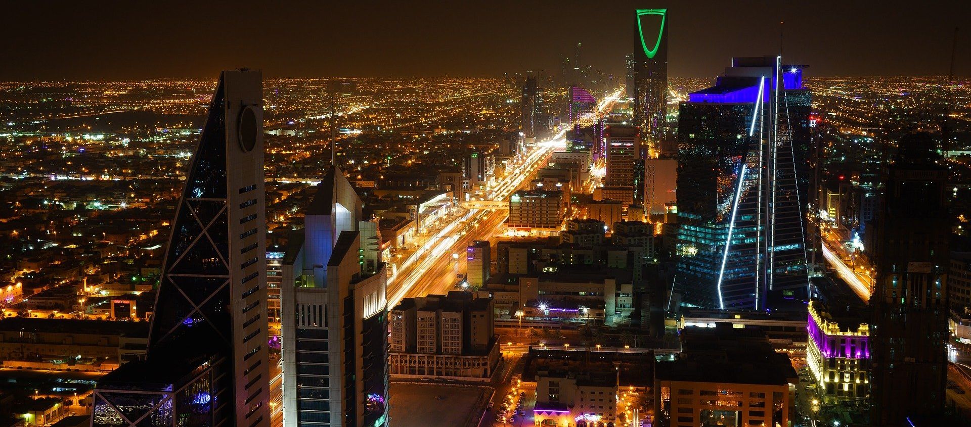 Riyadh night view Riyadh night view - Sputnik International, 1920, 15.05.2021