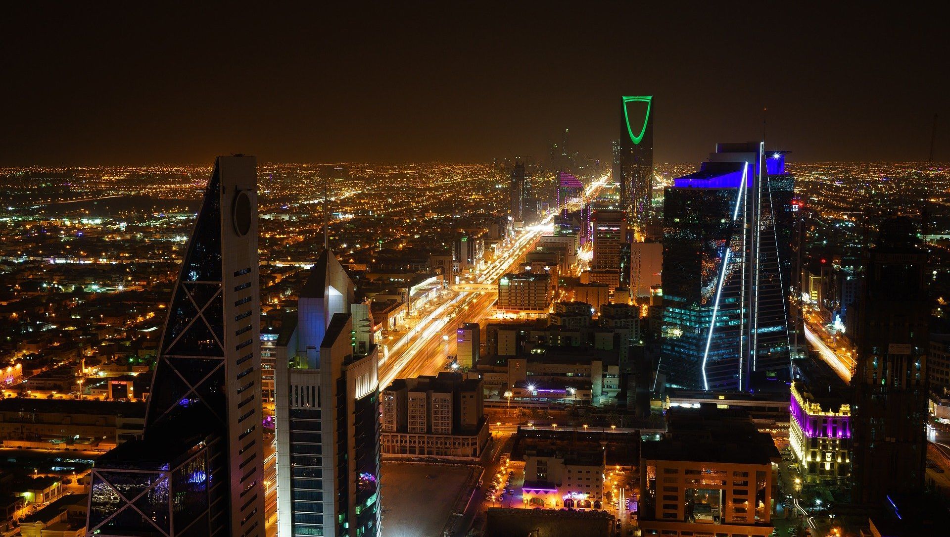 Riyadh night view Riyadh night view - Sputnik International, 1920, 15.05.2021