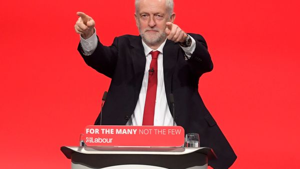 Britain's opposition Labour Party Leader Jeremy Corbyn delivers his keynote speech at the Labour Party Conference in Brighton, Britain, September 27, 2017. Britain's opposition Labour Party Leader Jeremy Corbyn delivers his keynote speech at the Labour Party Conference in Brighton, Britain, September 27, 2017. - Sputnik International