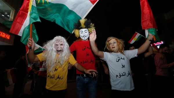 Kurdish people celebrate to show their support for the upcoming September 25th independence referendum in Erbil, Iraq September 8, 2017. - Sputnik International