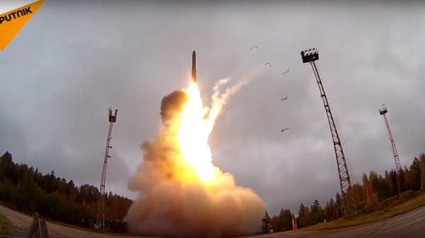 Russia Tests RS-24 Yars Missile - Sputnik International