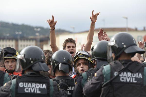 Catalan Referendum: Through Bruises to Independence - Sputnik International
