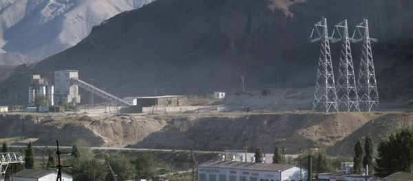 The town of Karakul where the Narynsky hydropower cascade construction workers' base is located. (File) The town of Karakul where the Narynsky hydropower cascade construction workers' base is located. (File) - Sputnik International