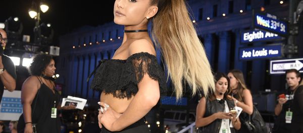In this Aug. 28, 2016 file photo, Ariana Grande arrives at the MTV Video Music Awards in New York. - Sputnik International