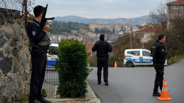 Turkish security members stand outside the U. S. Consulate in Istanbul, Turkey (File) Turkish security members stand outside the U. S. Consulate in Istanbul, Turkey (File) - Sputnik International