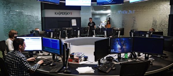 Employees in the Kaspersky Lab office in Moscow Employees in the Kaspersky Lab office in Moscow - Sputnik International