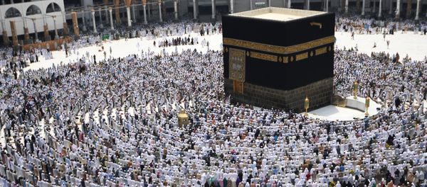 Pilgrims during hajj stand for prayer around the Kaaba at the Al-Masjid al-Haram mosque in Mecca. (File) - Sputnik International