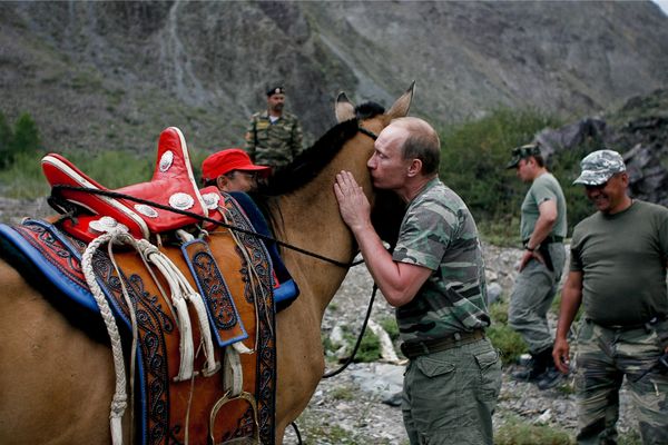 Prime Minister Vladimir Putin on vacation in the Republic of Tyva Prime Minister Vladimir Putin on vacation in the Republic of Tyva - Sputnik International