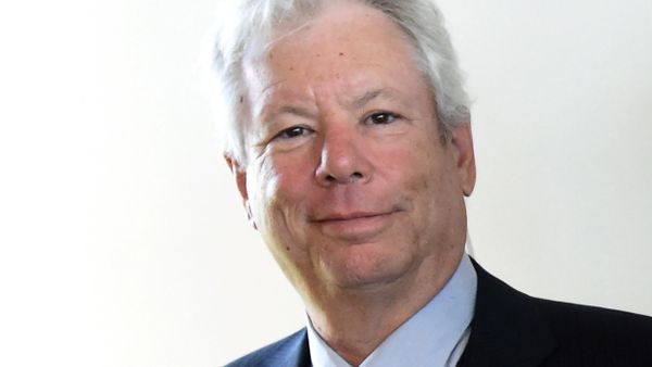 Picture taken on June 22, 2014 shows US economist Richard Thaler after he was awarded the 2014 Global Economy Prize during the award ceremony in Kiel, northern Germany - Sputnik International