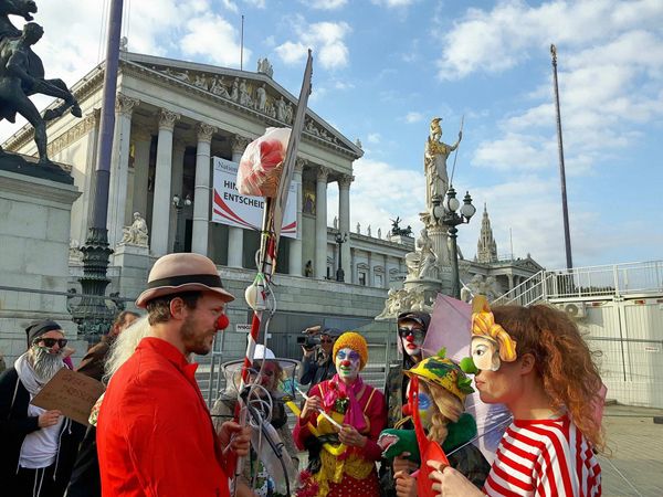 Clowns' protest campaign - Sputnik International
