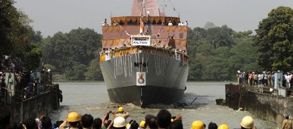 Indian cheer during the launch of Indian Navy’s anti-submarine warfare corvette INS Kiltan on the Ganges river in Kolkata, India. (File) - Sputnik International