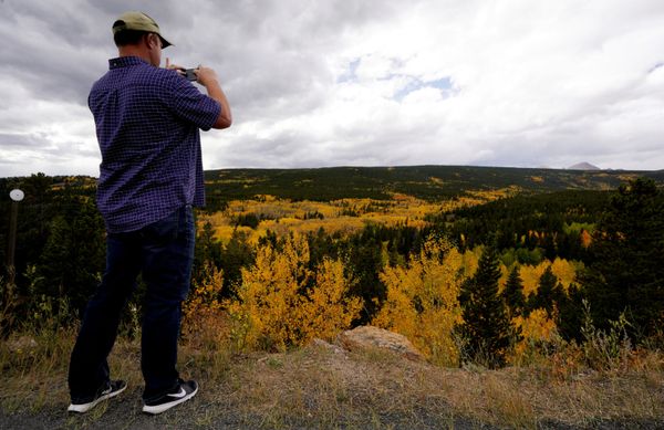 Vibrant Colors of Fall Spattered Across the Globe - Sputnik International