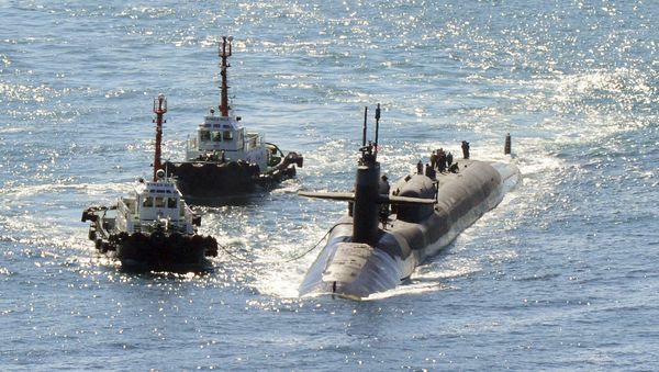 The nuclear-powered submarine USS Michigan approaches a naval base in Busan, South Korea, amid North Korea's nuclear and missile provocations - Sputnik International