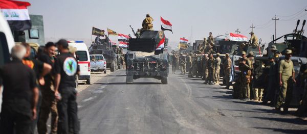 Members of Iraqi federal forces gather to continue to advance in military vehicles in Kirkuk, Iraq October 16, 2017 Members of Iraqi federal forces gather to continue to advance in military vehicles in Kirkuk, Iraq October 16, 2017 - Sputnik International