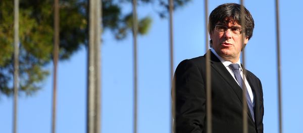 Catalan President Carles Puigdemont attends a memorial event at the tomb of former president of the Generalitat, the regional government, Lluis Companys in Barcelona, Spain, October 15, 2017. Catalan President Carles Puigdemont attends a memorial event at the tomb of former president of the Generalitat, the regional government, Lluis Companys in Barcelona, Spain, October 15, 2017. - Sputnik International