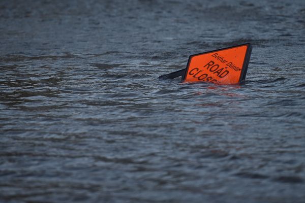 Storm Ophelia: Devastating Natural Disaster Hits UK, Ireland - Sputnik International