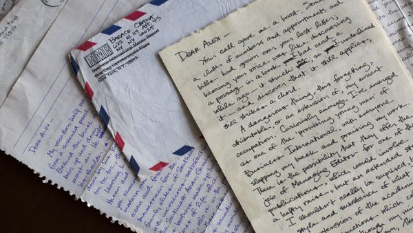 This image provided by Emory University shows letters sent by future President Barack Obama to his college girlfriend Alexandra McNear and held by Emory University's Stuart A. Rose Manuscript, Archives and Rare Book Library in Atlanta. - Sputnik International