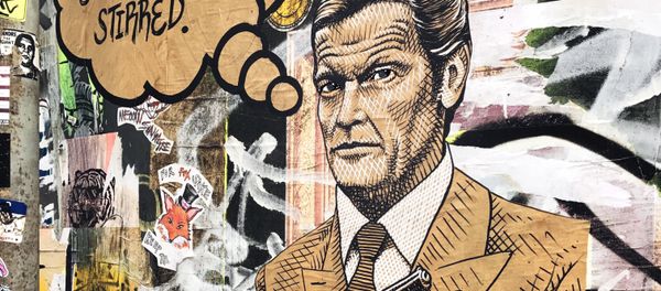 'Brexit?! Shaken Not Stirred' street art 'Brexit?! Shaken Not Stirred' street art - Sputnik International