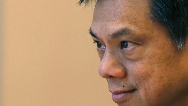Hoyt Brian Yee, Deputy Assistant Secretary for European and Eurasian Affairs, responsible for U.S. relations with the countries of Central Europe and South Central Europe listens as Serbian President Aleksandar Vucic speaks during a meeting in Belgrade, Serbia - Sputnik International