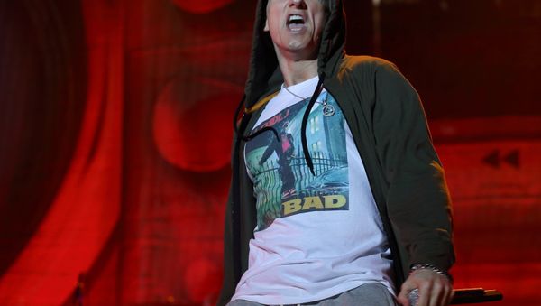 Eminem performs at Lollapalooza in Chicago's Grant Park on Friday, Aug. 1, 2014.  - Sputnik International