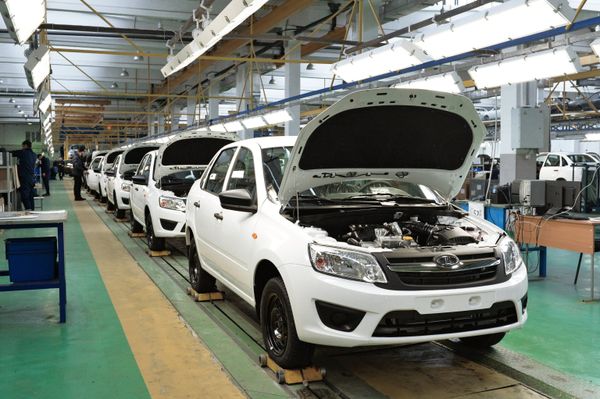 A Lada Granta factory in Argun, in the Chechen Republic - Sputnik International