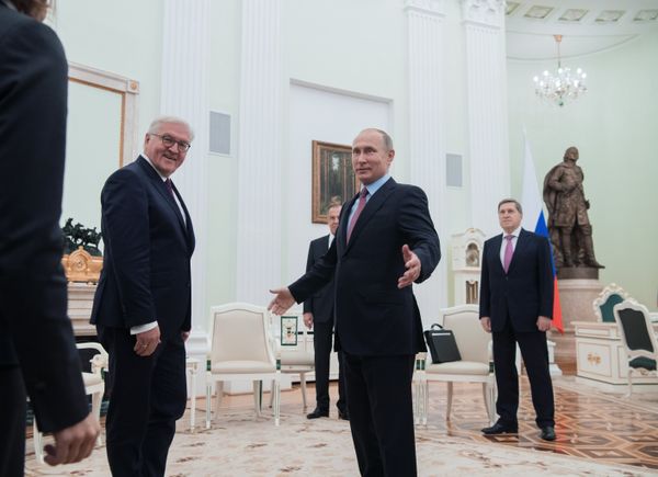 President Vladimir Putin meets with President of Germany Frank-Walter Steinmeier - Sputnik International