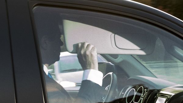 Former Trump Campaign Chairman Paul Manafort leaves his home in Alexandria, Va., Monday, Oct. 30, 2017, in Washington Former Trump Campaign Chairman Paul Manafort leaves his home in Alexandria, Va., Monday, Oct. 30, 2017, in Washington - Sputnik International