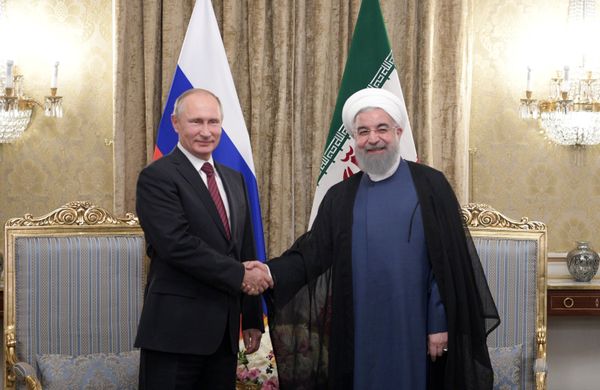 November 1, 2017. President Vladimir Putin and President of Iran Hassan Rouhani, right, during a meeting in Tehran - Sputnik International