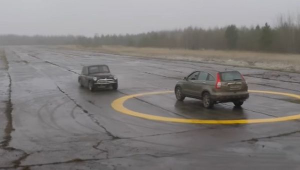 Russian legendary 1950s Pobeda car turned into modern-day race car - Sputnik International