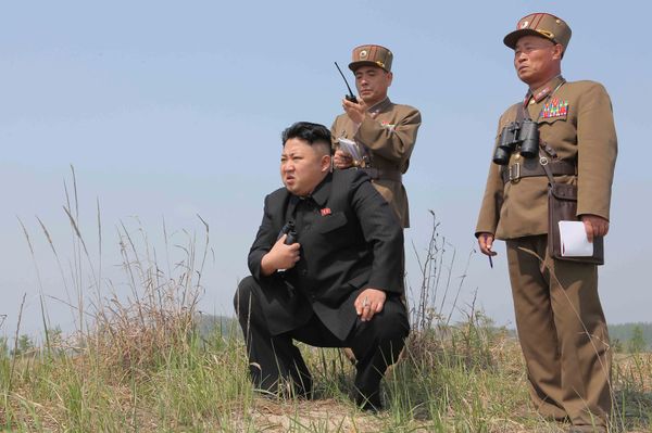 North Korean leader Kim Jong Un (C) guides the multiple-rocket launching drill of women's sub-units under KPA Unit 851, in this undated photo released by North Korea's Korean Central News Agency (KCNA) April 24, 2014 North Korean leader Kim Jong Un (C) guides the multiple-rocket launching drill of women's sub-units under KPA Unit 851, in this undated photo released by North Korea's Korean Central News Agency (KCNA) April 24, 2014 - Sputnik International