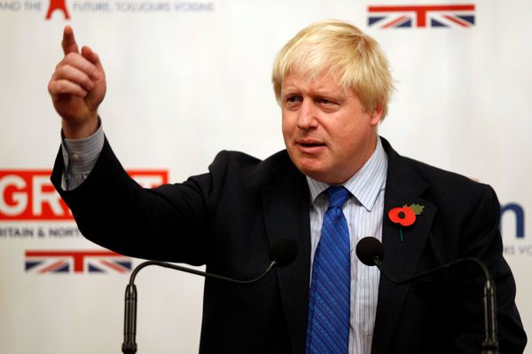 Britain's Foreign Secretary Boris Johnson gives a speech at the British Embassy during his European tour on Brexit, in Paris, France, October 27, 2017. Britain's Foreign Secretary Boris Johnson gives a speech at the British Embassy during his European tour on Brexit, in Paris, France, October 27, 2017. - Sputnik International