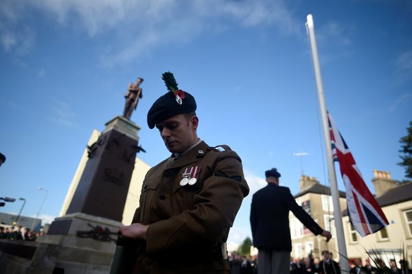 The Union flag is lowered to half mast during the Remembrance Sunday Cenotaph wreathe laying ceremony and commemoration of the 30th anniversary of the IRA Enniskillen bombing in Enniskillen, Northern Ireland, November 12, 2017 - Sputnik International